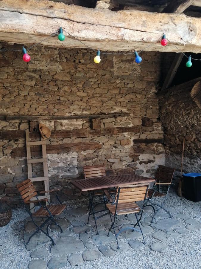 La Maison Des Rosiers Hébergement de vacances Manhac