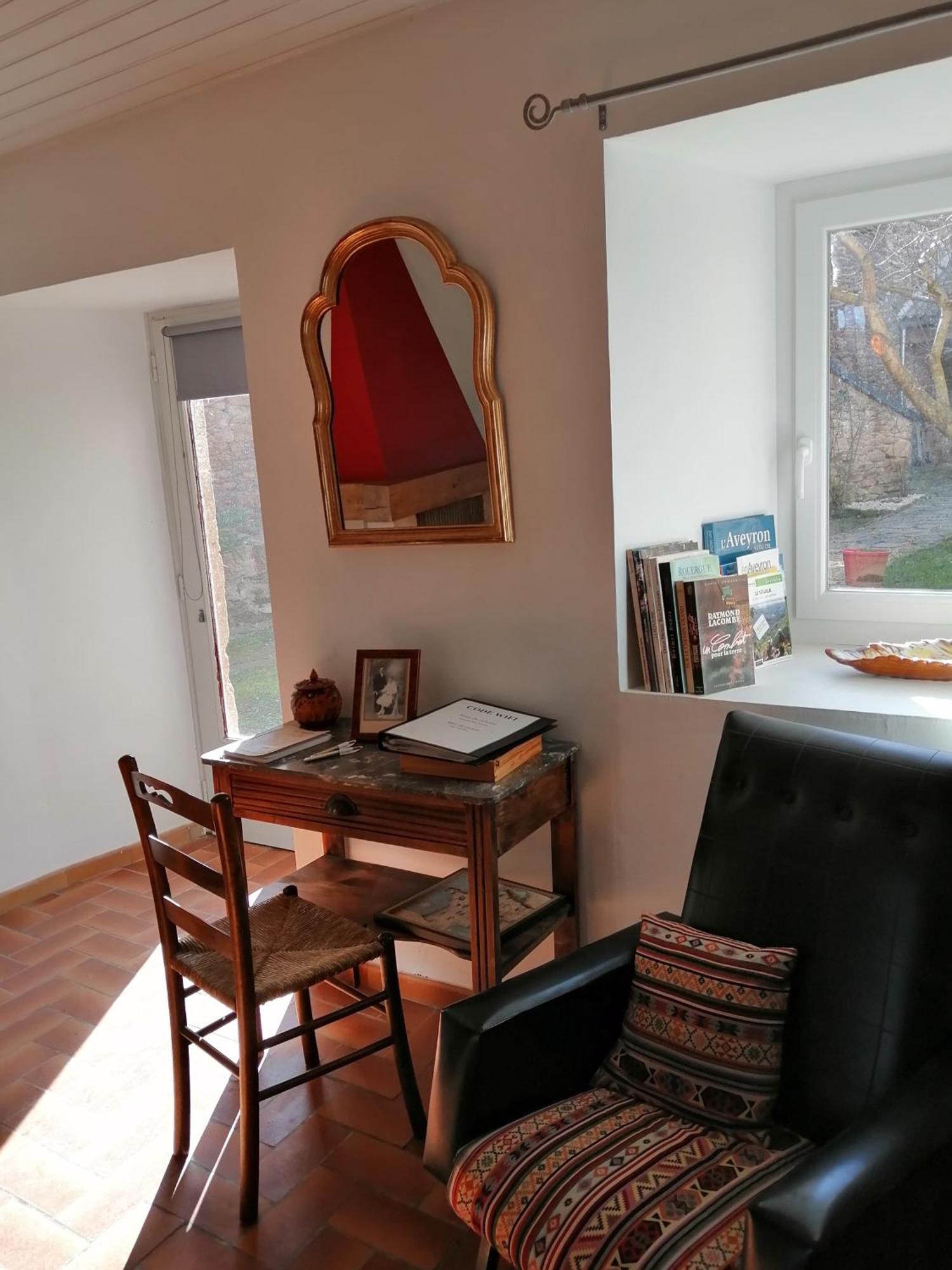 La Maison Des Rosiers Hébergement de vacances *